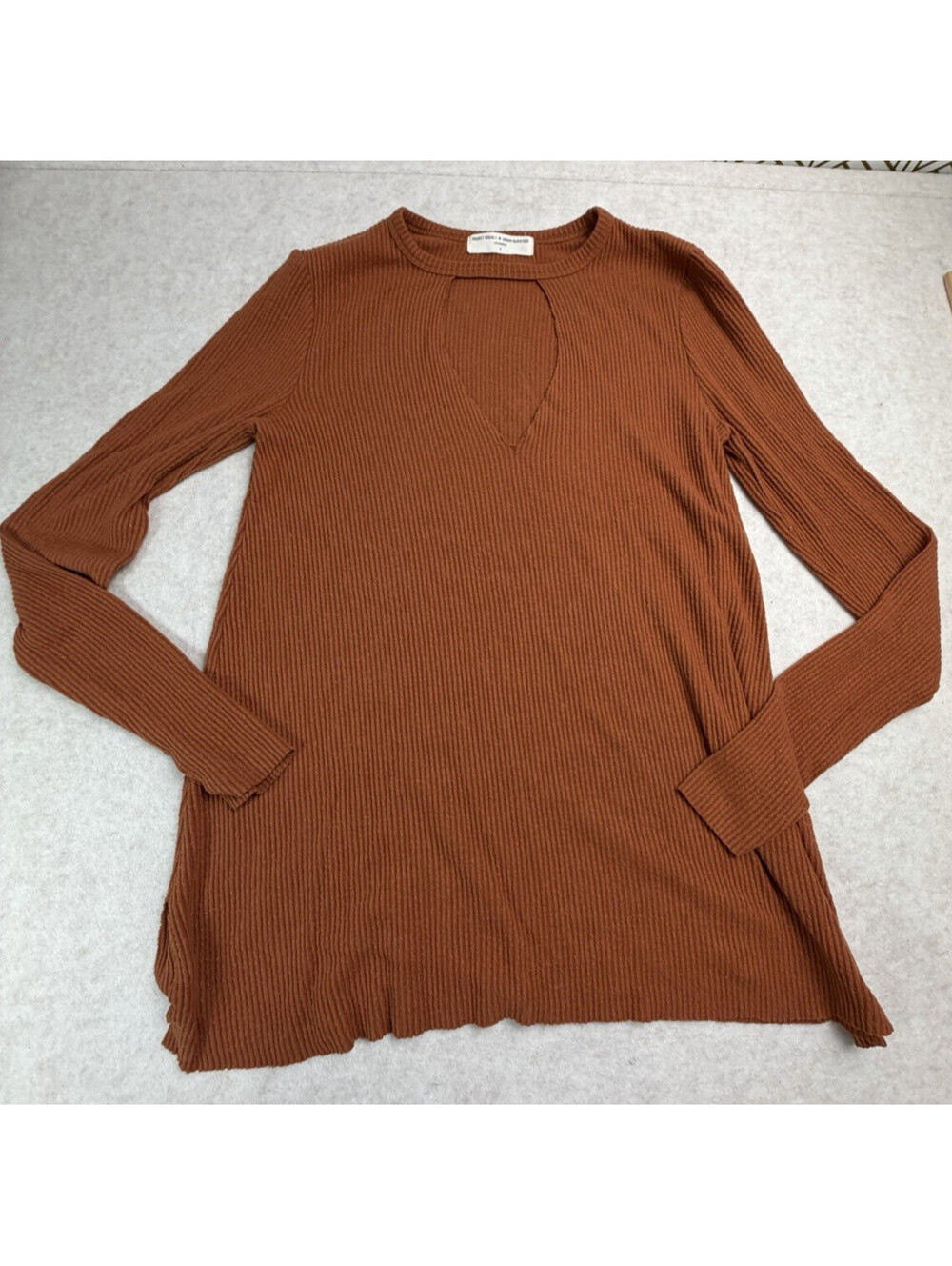 Urban Outfitters Project Social T Rust Long Sleeve Ribbed Chest Cutout Top Sz M
